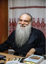 Αρχιμανδρίτης Εφραίμ Τριανταφυλλόπουλος
