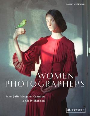 WOMEN PHOTOGRAPHERS Paperback